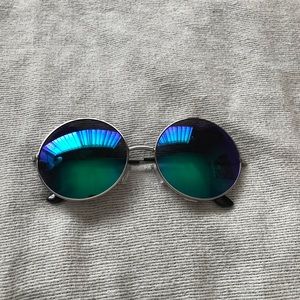 Reflective O-Glasses